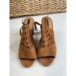 Tahari‎ Marvel Sandals Size 23m Maple Brown Block Heel Suede Cutout Sling Back